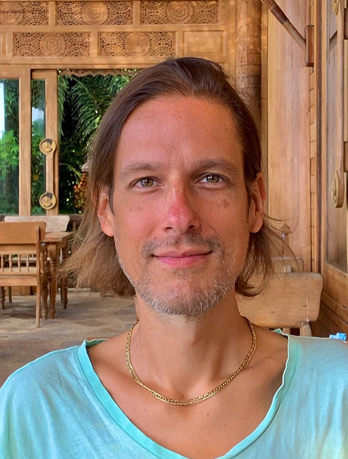 Leonhard Amadeus Paulussen (music producer)